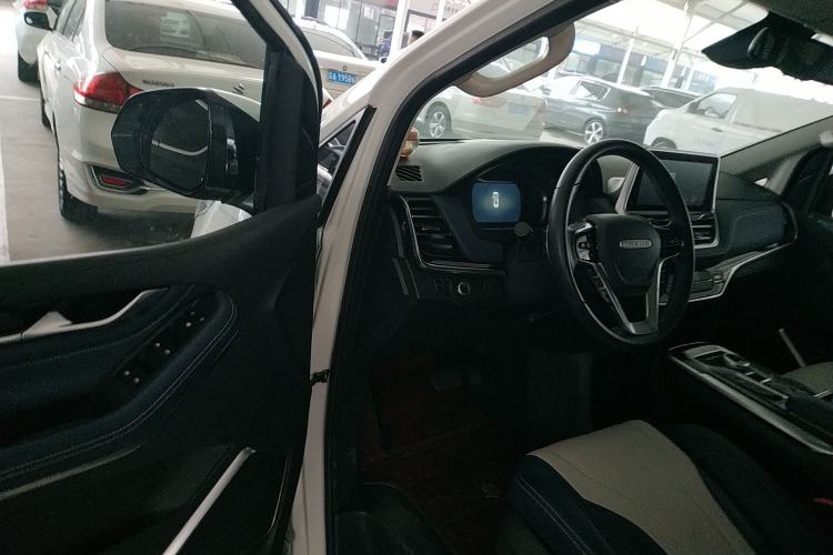 Used SAIC MAXUS G20 2020 2.0T Gasoline Automatic ZhiZun Edition
