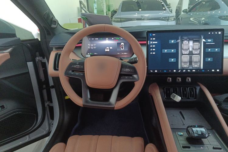 Used BYD Song L EV 2024 662 km Excellence Version
