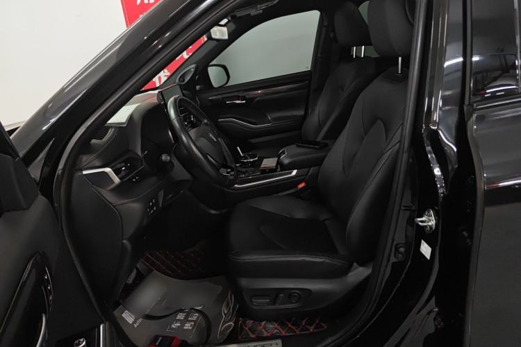 Used Toyota Crown Land Cruiser 2023 2.5L HEV Four-Wheel Drive Flagship Edition
