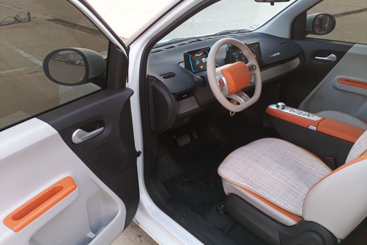 Used  Lumin 2025 301km Honey Dew Edition