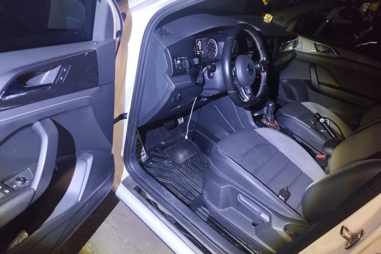 Used Volkswagen Tharu 2019 280TSI Two-Wheel Drive R-Line China VI Standard
