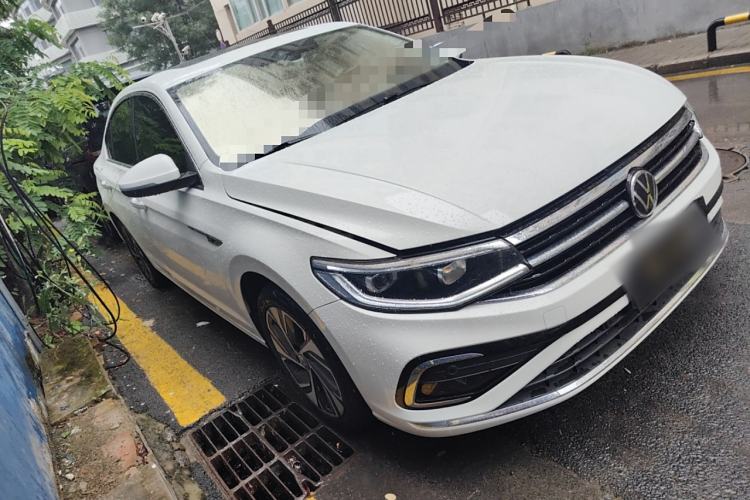 Used Volkswagen Bora 2023 300TSI DSG Prestige Edition
