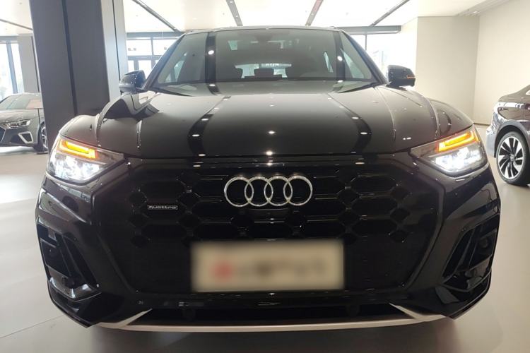 Used Audi Q5L 2022 Updated 45T Luxury Dynamic Version
