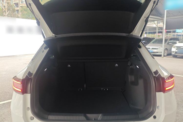 Used Volkswagen ID.4 X 2025 Smart Version Pure & Intelligent Enjoyment Edition
