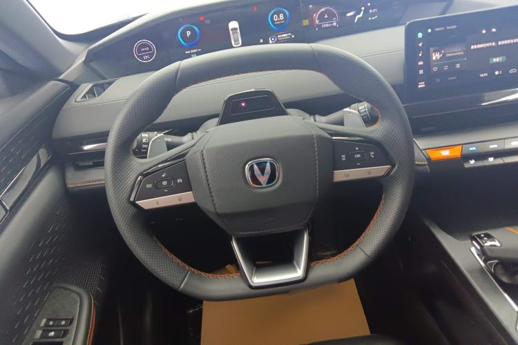 Used Changan UNI-V 2022 1.5T Smart Navigation Version
