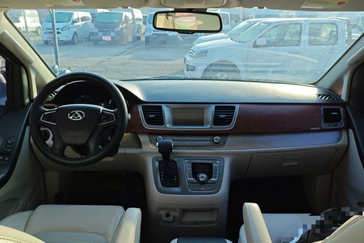 Used SAIC MAXUS G10 2016 2.0T Automatic Luxury Edition
