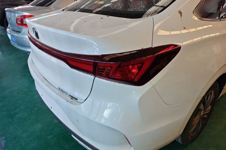 Used Changan Eado 2025 PLUS 1.4T Dual-Clutch High-Energy Version
