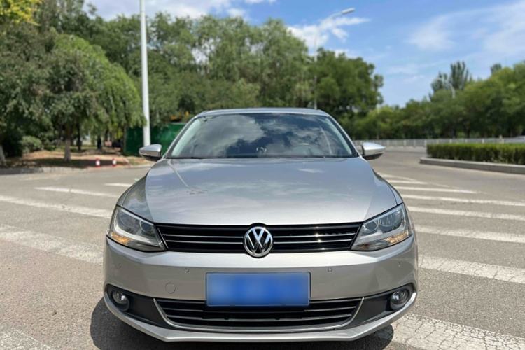 Used Volkswagen Sagitar 2014 Revised Version 1.4TSI Automatic Luxury Edition
