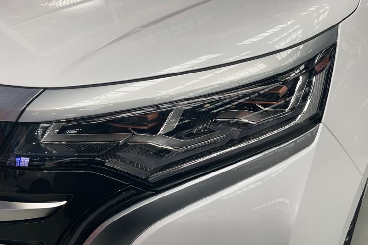 Used Denza D9 2022 DM-i 970 Four-Wheel Drive Flagship Model