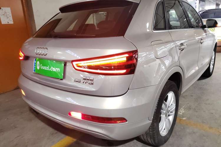 Used Audi Q3 2015 35 TFSI Comfort Model
