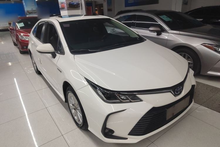 Used Toyota Corolla 2021 Dual-Motor 1.8L E-CVT Elite Edition
