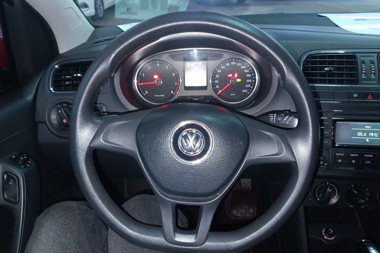 Used Volkswagen Polo 2014 1.6L Automatic Comfort Edition
