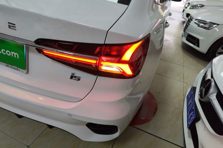 Used Roewe i5 2021 1.5L CVT Platinum Edition