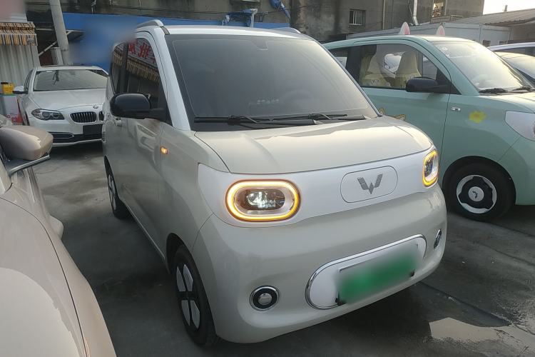 Used Wuling Hongguang MINIEV 2024 3rd Generation 215km Advanced Version
