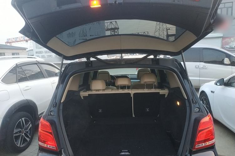 Used Mercedes-Benz GLK-Class 2013 GLK 300 4MATIC Dynamic Sunroof Model
