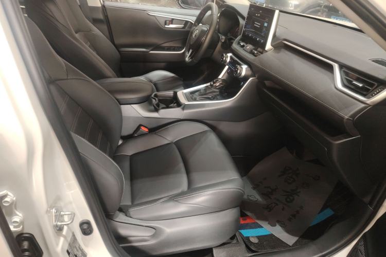 Used Toyota Wildlander 2022 2.0L CVT Two-Wheel Drive Luxury PLUS Edition