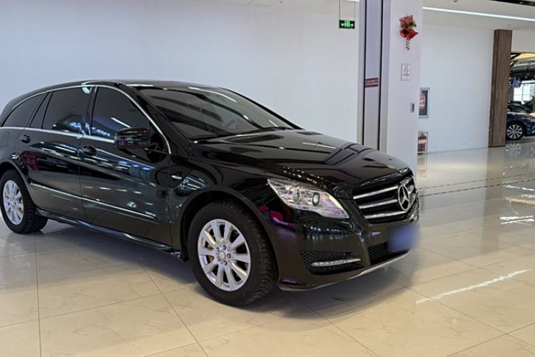 Used Mercedes-Benz R-Class 2017 R 320 4MATIC Business Edition Prestige Model
