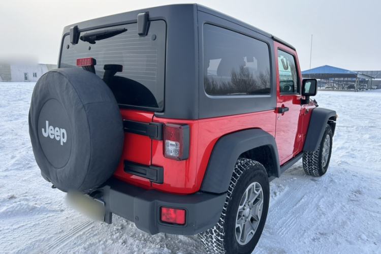 Used  Wrangler 2015 3.6L Rubicon Two-Door Comfort Edition
