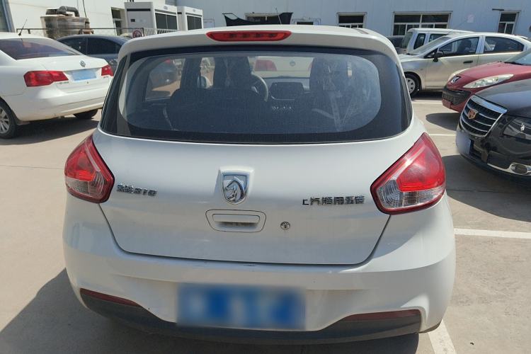 Used Baojun 310 2016 1.2L manual Comfort trim level
