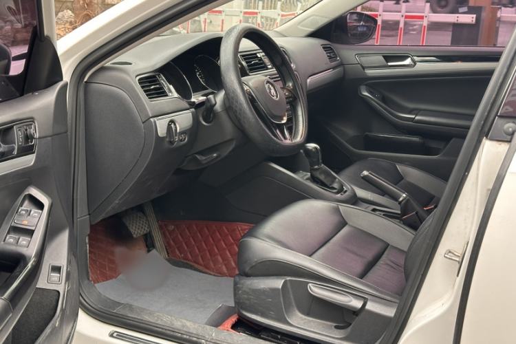 Used Volkswagen Sagitar 2018 1.6L Automatic Comfort Model