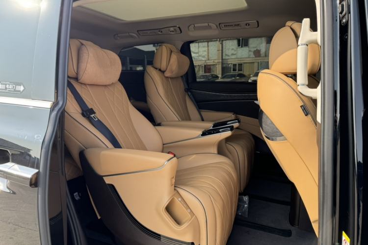 Used Denza D9 2024 DM-i 980 Four-Wheel Drive Prestige Model