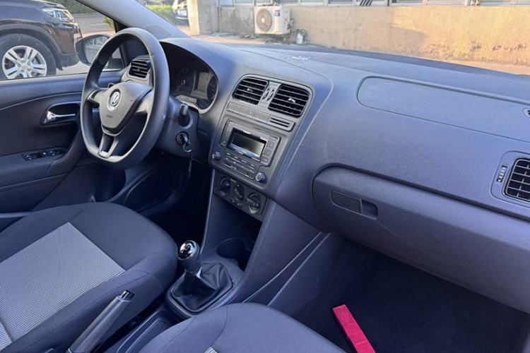 Used Volkswagen Polo 2016 1.4L Manual Fashion Model
