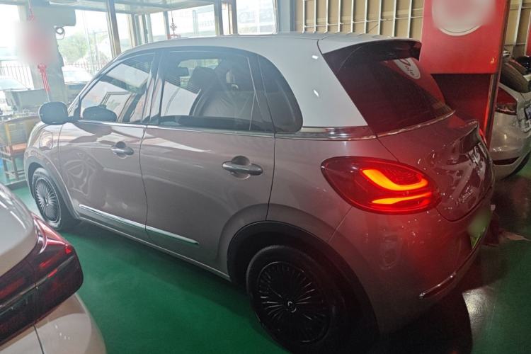 Used Wuling Bingo 2023 333 km Lingxi Connected Version
