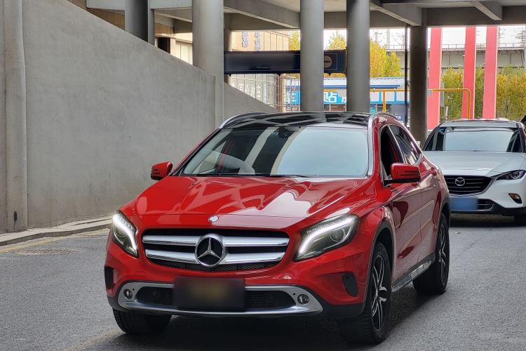 Used Mercedes-Benz GLA 2015 GLA 200 Fashion Model
