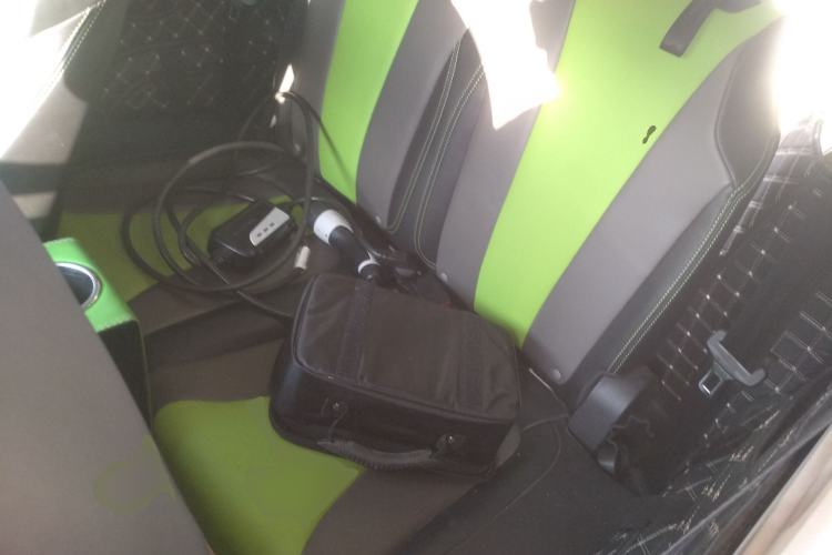 Used Roewe Clever 2021 302 km New Four-Seater Super-Efficient Version