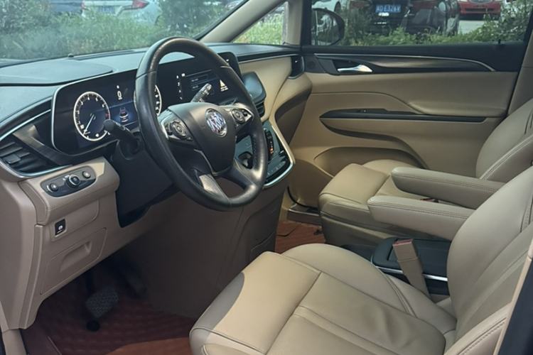 Used Buick GL8 2021 ES Landtrek 653T Luxury Model
