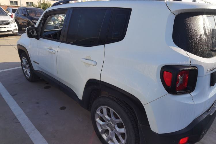 Used  Renegade 2017 180T Automatic High-Energy Version