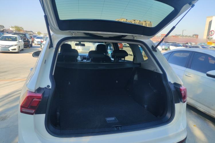 Used Volkswagen Tiguan L 2022 330TSI Automatic Two-Wheel Drive Comfort Edition
