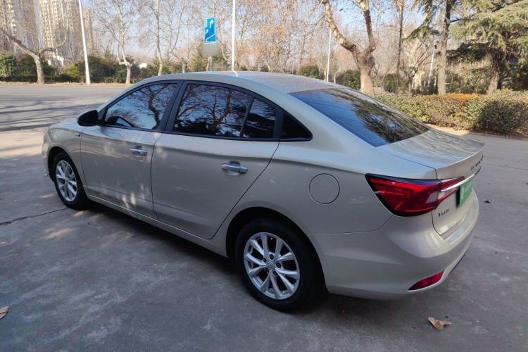 Used Roewe i5 2019 1.5L Manual 4G Connected Langyue Edition
