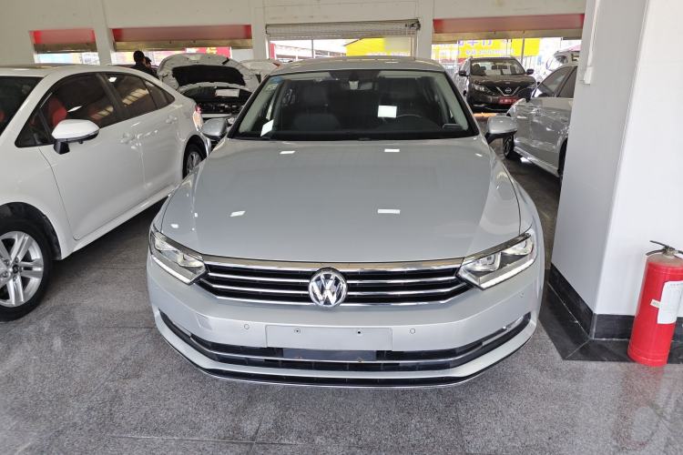 Used Volkswagen Magotan 2017 380TSI DSG Luxury Model