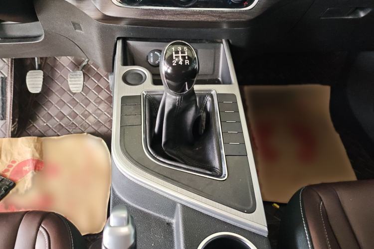 Used FORTHING T5 2023 Grand Edition 1.6L Manual Dream Version Five Seats
