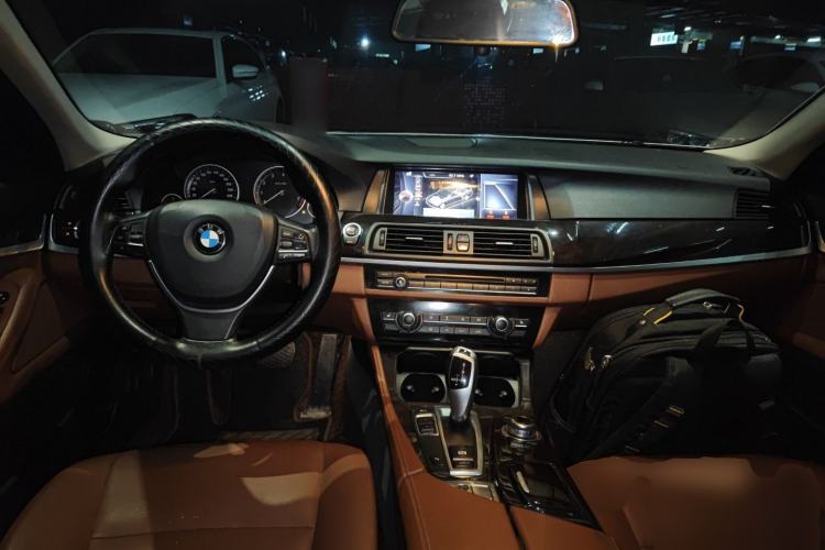 Used BMW 5 Series 2017 525Li Leading Model
