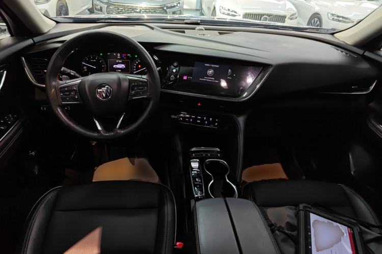 Used Buick Envision 2022 Encore Plus 652T Five-Seat Luxury Model
