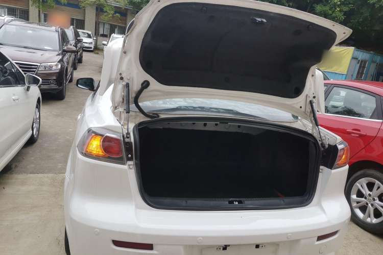 Used Mitsubishi Lancer EX 2014 Racing Edition 1.8L CVT Comfort Model
