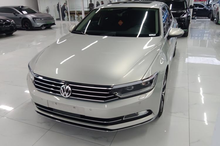 Used Volkswagen Magotan 2017 380TSI DSG Prestige Edition