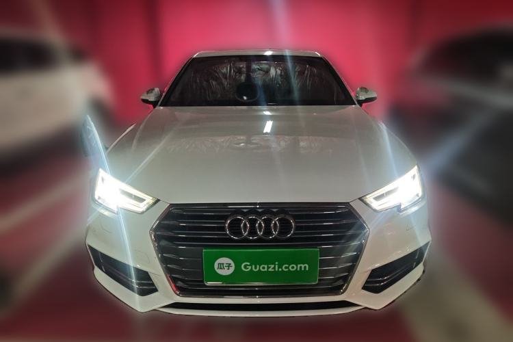 Used Audi A4L 2018 30th Anniversary Edition 40 TFSI Fashion Model