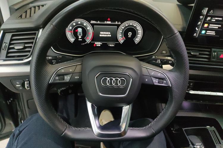 Used Audi Q5L 2022 45T Luxury Dynamic Model
