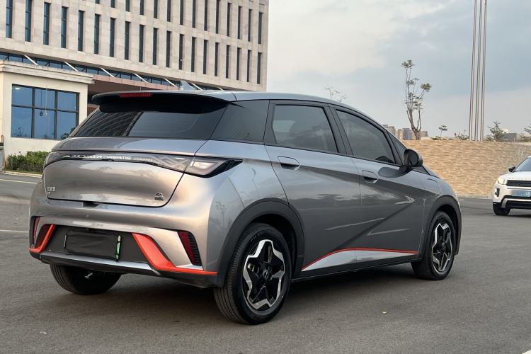 Used BYD Dolphin 2021 405 km Fashion Edition
