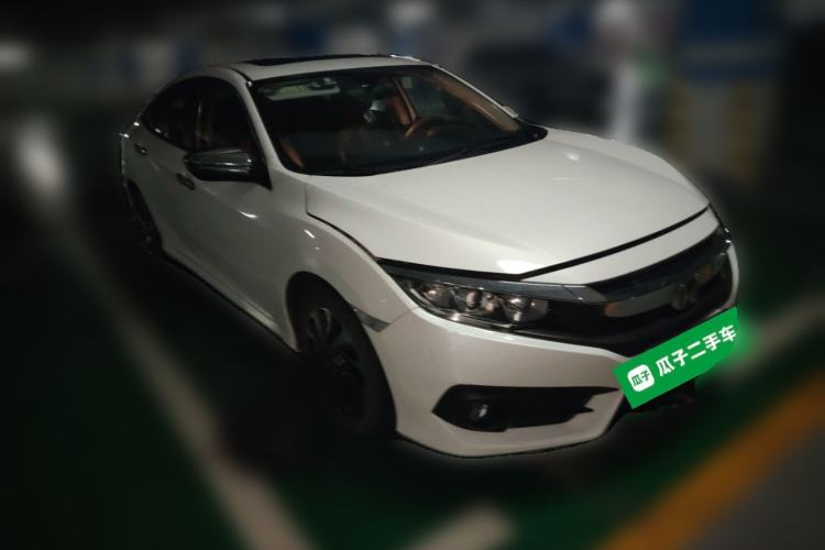 Used Honda Civic 2016 220TURBO CVT Luxury Edition
