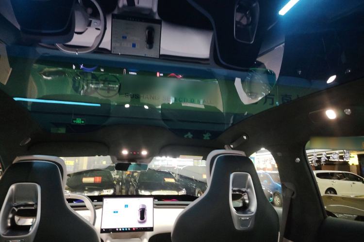 Used  YU7 2025 Ultra-Long Range High-Performance All-Wheel-Drive Max Edition
