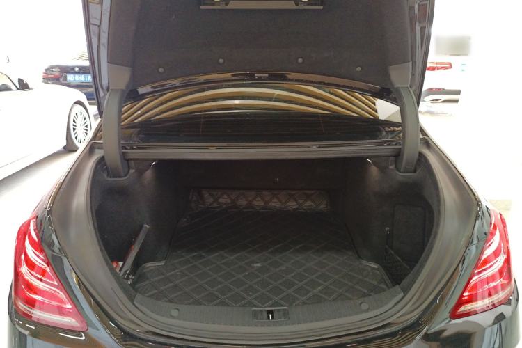 Used Mercedes-Benz S-Class 2017 S 320 L Business Model
