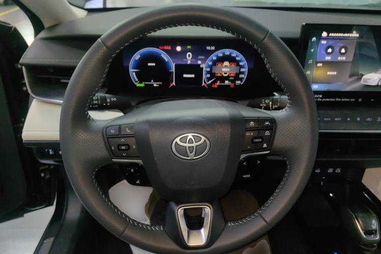 Used Toyota Camry 2024 Dual-Engine 2.5HG Prestige Edition
