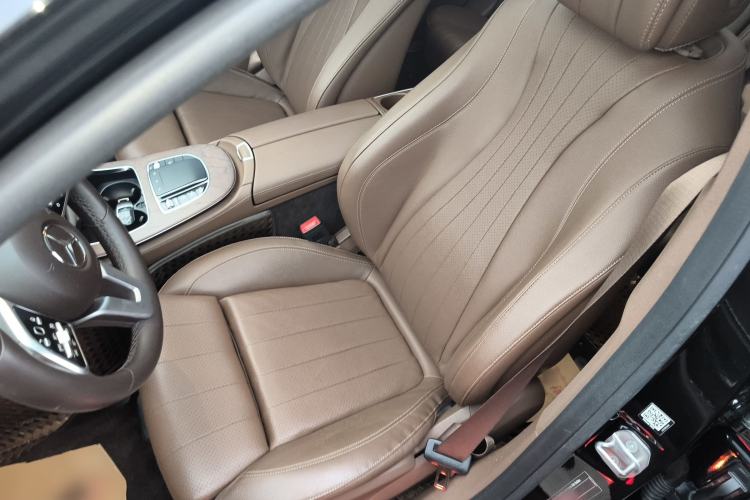 Used Mercedes-Benz E-Class 2019 E 200 L
