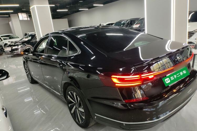 Used Volkswagen Passat 2025 Outstanding Model 330TSI Elite Edition
