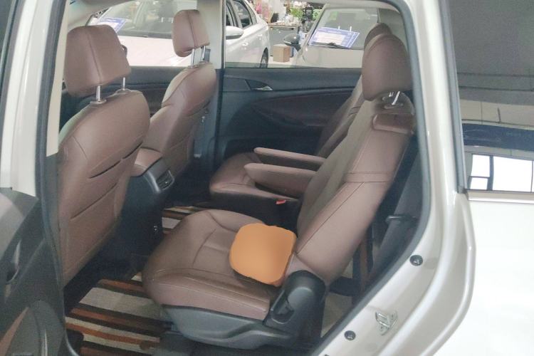 Used Buick GL6 2019 18T 6-Seater Connected Luxury Version China VI Standard