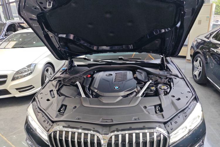 Used BMW 7 Series 2021 740Li Leading Model M Sport Package
